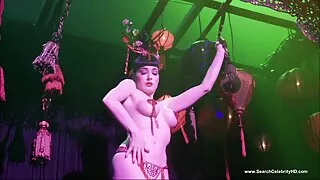 Creampie anal avec Leo vieille mamie cochonne Cleo.