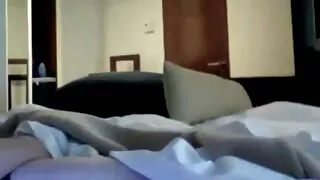 Salope baise avec un voisin vieille cochonne x dans la buanderie.