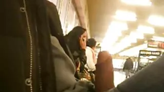 La blonde n'a pas pris vieille cochonne black le sperme à l'intérieur.