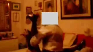 La Tchèque vieille cochonne nue décide de baiser au casting.
