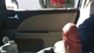 Le producteur a ordonné aux chanteurs de sucer une vieille cochonne des bites. Baise deux filles.