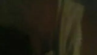La fille est prête à baiser vieilles cochonnes francaises avec un ami.