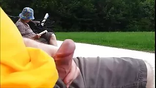 Longue bite baisée également vieille cochonne en chaleur par trois copines.