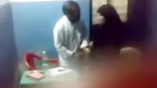 Séduit le travailleur video vielle cochonne acharné avec du linge coûteux. J'ai couché avec Ashlee Anderson.