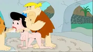 Le patron du patron demande à un employé de la baiser dans le vielles cochonne cul.